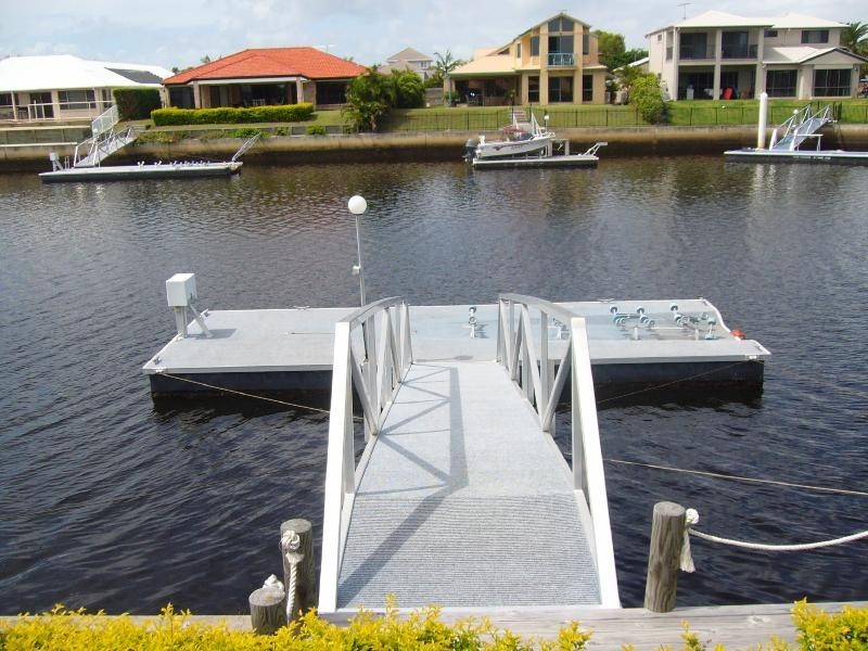 35 Bowsprit Crescent, Banksia Beach QLD 4507