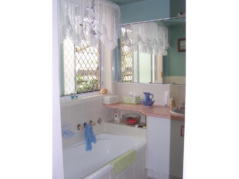 Sandstone Point QLD 4511