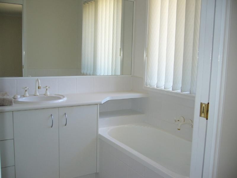 Sandstone Point QLD 4511