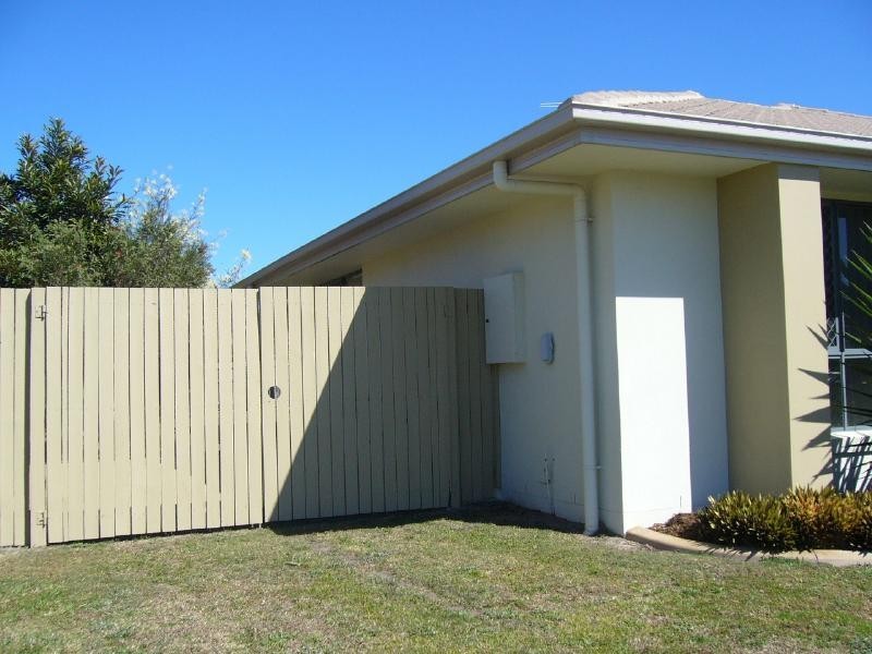 Sandstone Point QLD 4511