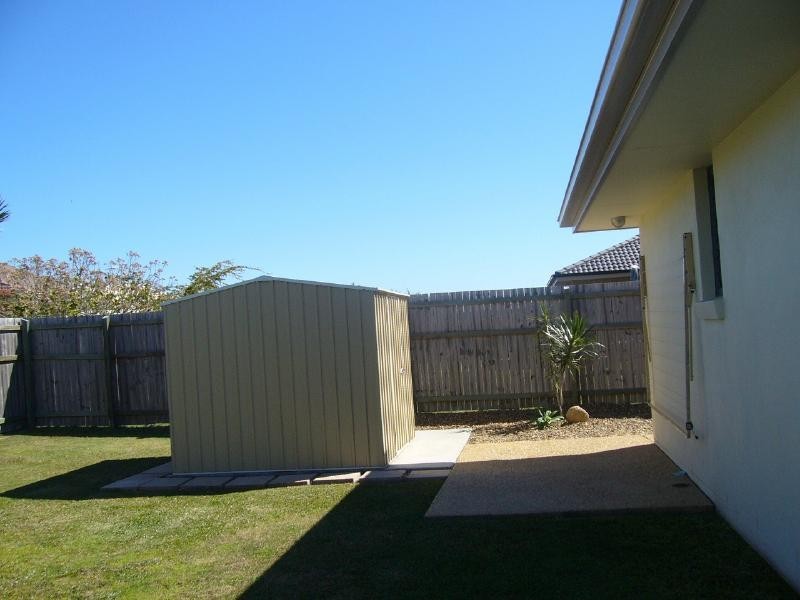 Sandstone Point QLD 4511
