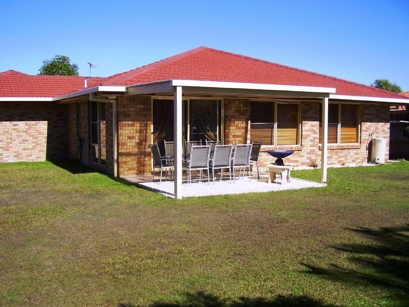 Sandstone Point QLD 4511