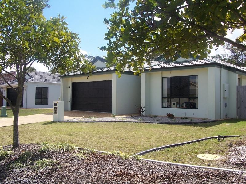Sandstone Point QLD 4511