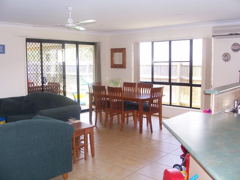 Sandstone Point QLD 4511