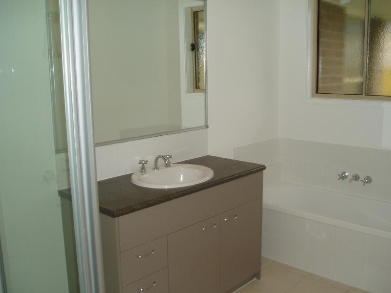 Sandstone Point QLD 4511