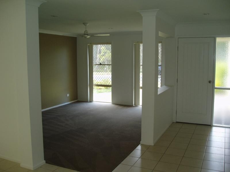 Sandstone Point QLD 4511