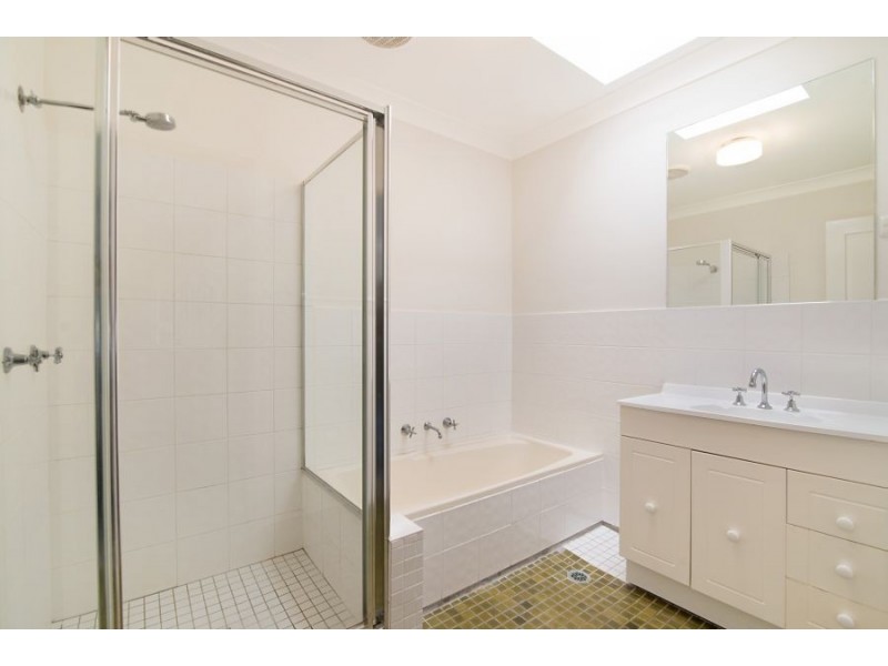 7/2 Broadview Avenue, Gosford NSW 2250