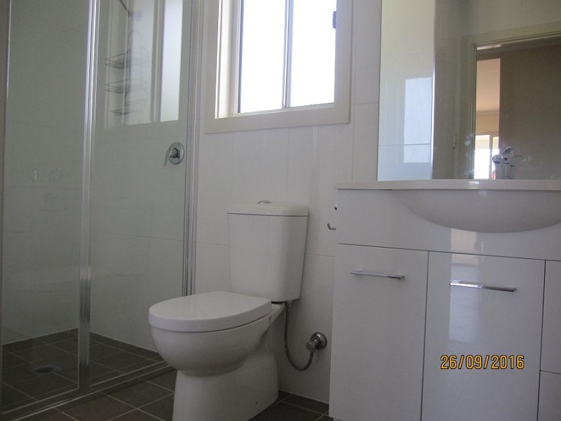 19A Emerald Place, Berkeley Vale NSW 2261