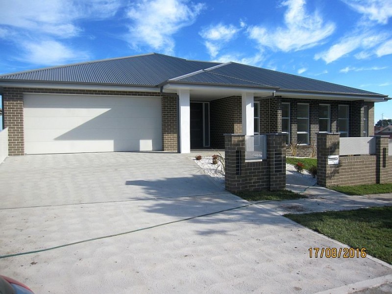 16 Wallum Crescent, Woongarrah NSW 2259