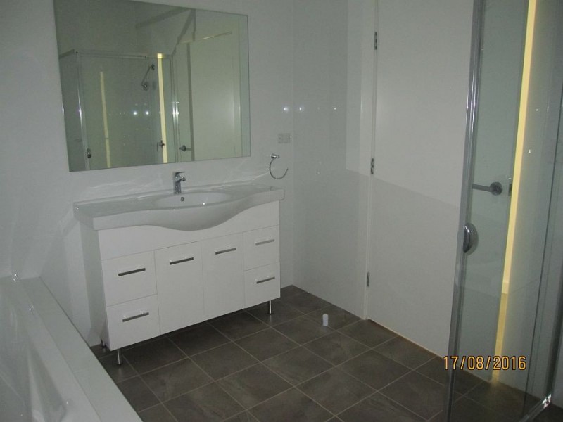 16 Wallum Crescent, Woongarrah NSW 2259