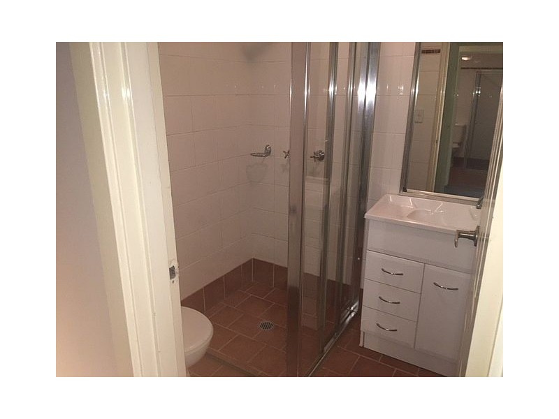 10/1 Batley Street, Gosford NSW 2250