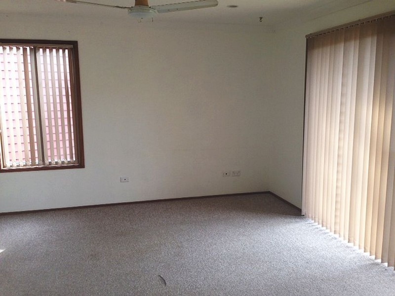 17 Warrawilla Street, Wyoming NSW 2250