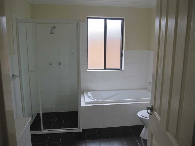 10/12 Range Road, North Gosford NSW 2250