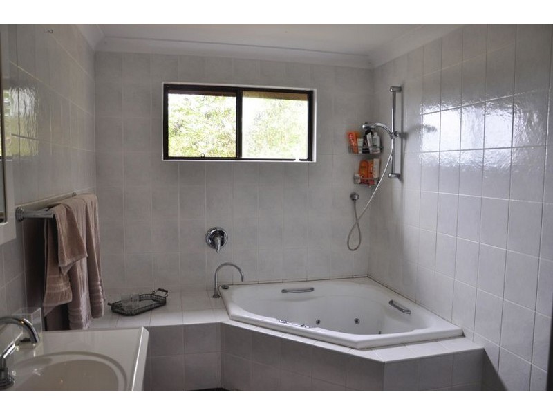 1 Manamoi Close, Niagara Park NSW 2250