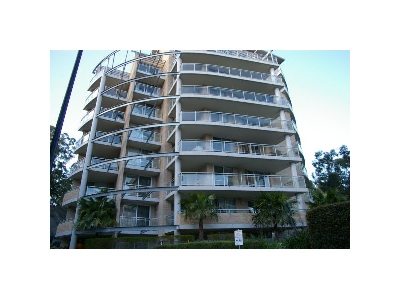 11/80 John Whiteway Drive, Gosford NSW 2250