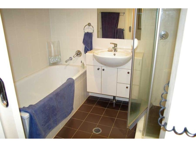 11/80 John Whiteway Drive, Gosford NSW 2250