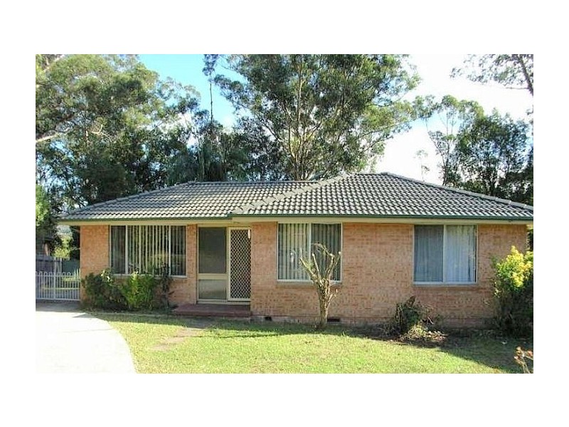 12 Tanunda Close, Narara NSW 2250