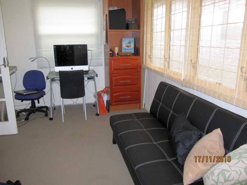 16 Moore Street, West Gosford NSW 2250