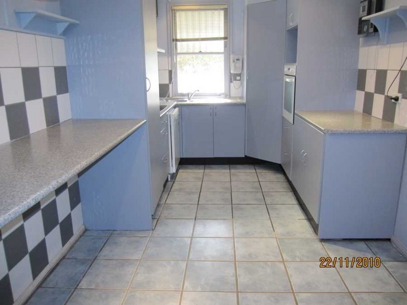 7 Isis Street, Wyoming NSW 2250