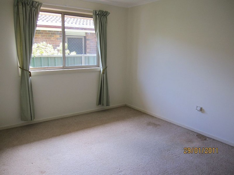 10 Bel-hilton Parade, West Gosford NSW 2250