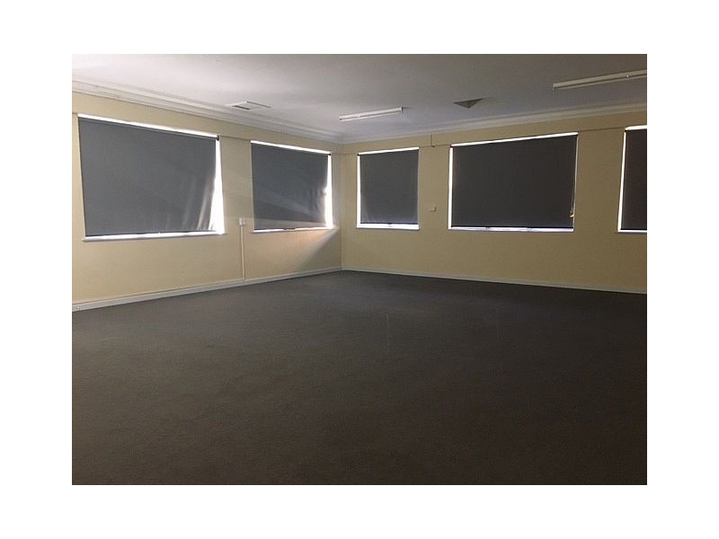 1/109 Donnison Street, Gosford NSW 2250