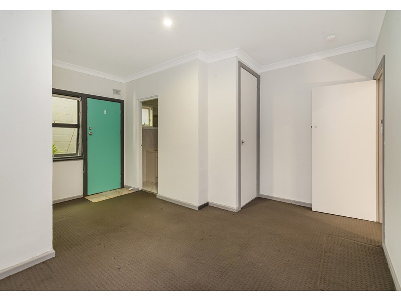 2/6 Margin Street, Gosford NSW 2250