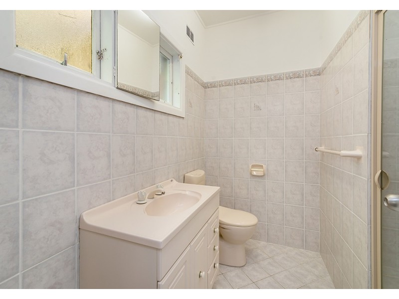 2/6 Margin Street, Gosford NSW 2250