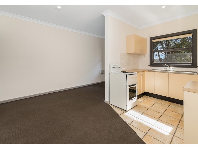 2/6 Margin Street, Gosford NSW 2250
