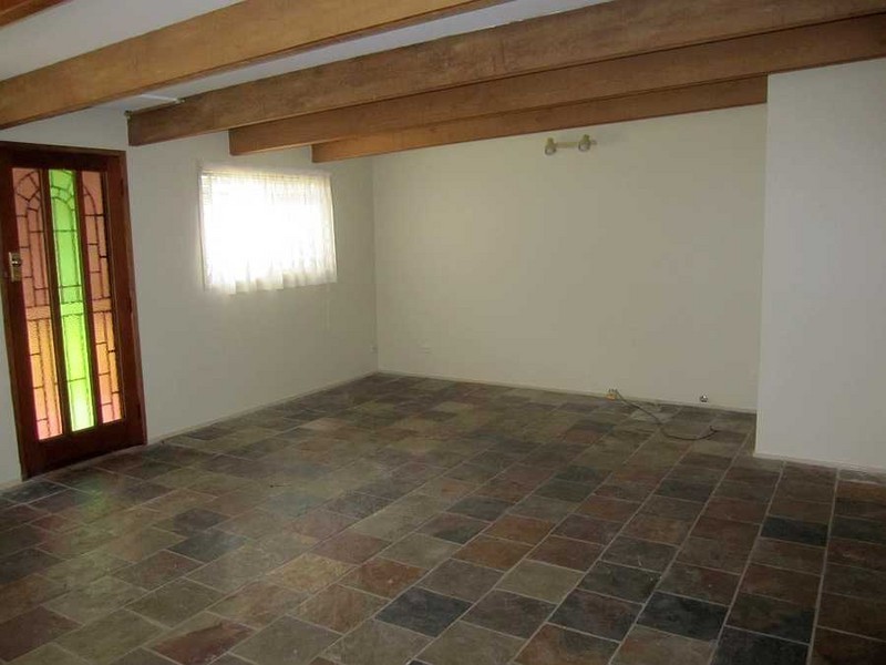 17 Pangari Avenue, Wyoming NSW 2250