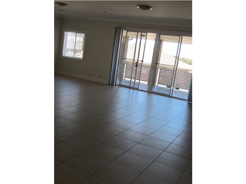 14 Wallum Cres, Woongarrah NSW 2259