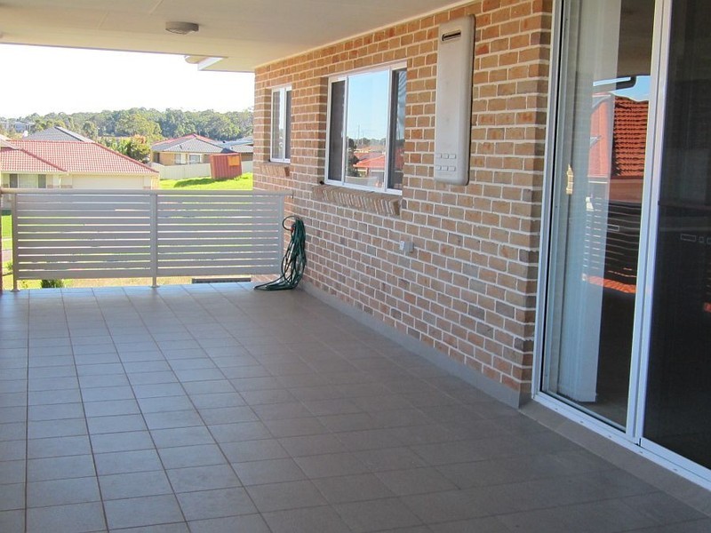 14 Wallum Cres, Woongarrah NSW 2259