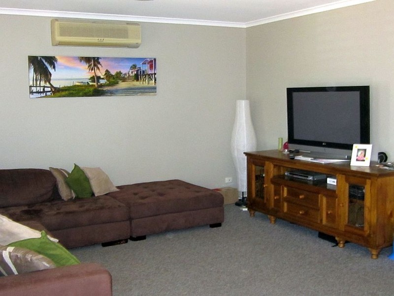 5 Winchester Drive, Lake Munmorah NSW 2259