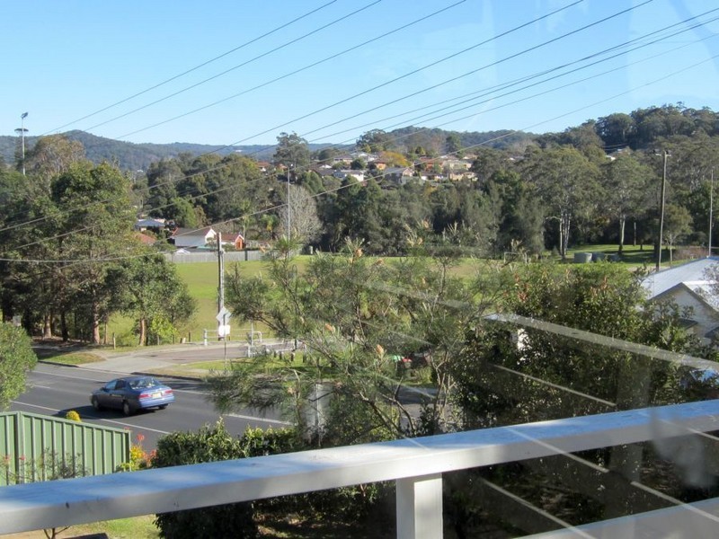 77 Renwick Street, Wyoming NSW 2250