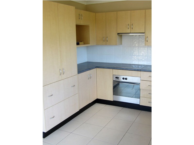 77 Renwick Street, Wyoming NSW 2250