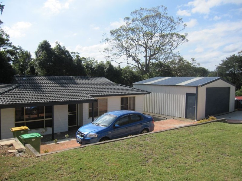 14 Janine Close, Lisarow NSW 2250