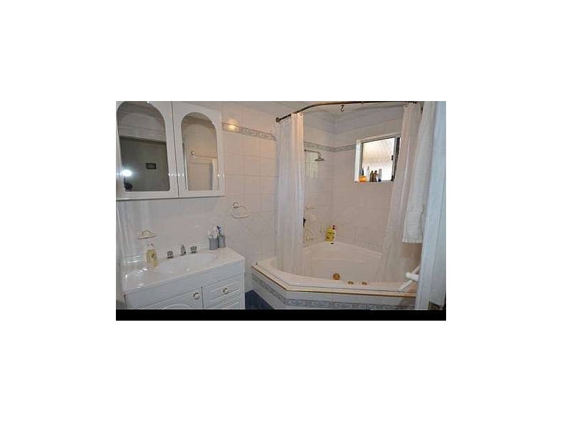 2  Pierce Street, Niagara Park NSW 2250