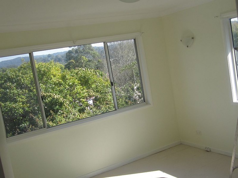 35 Cary Street, Wyoming NSW 2250