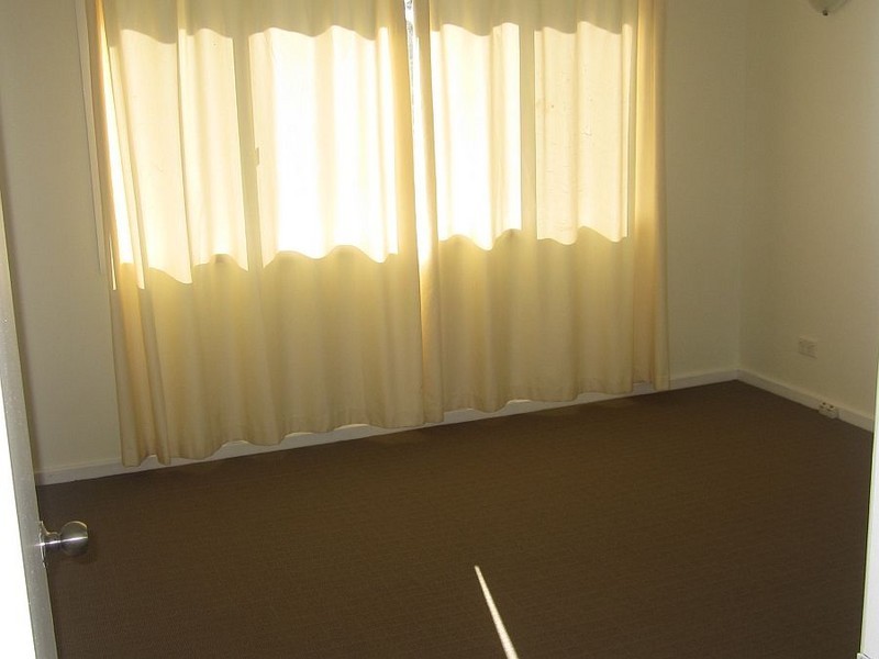 35 Cary Street, Wyoming NSW 2250