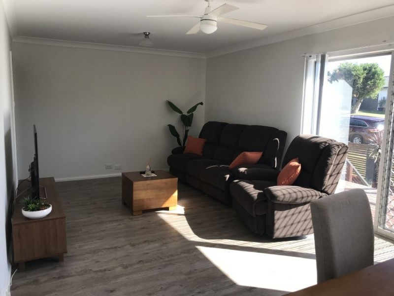 30 Spring Valley Avenue, Gorokan NSW 2263