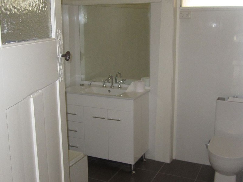 Point Frederick NSW 2250