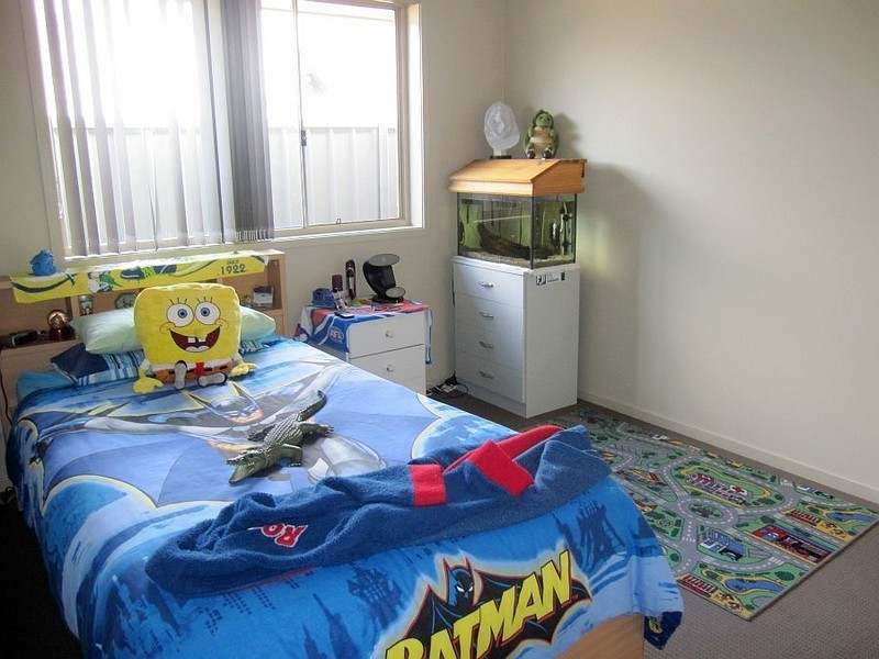 8 Hakone Road, Woongarrah NSW 2259