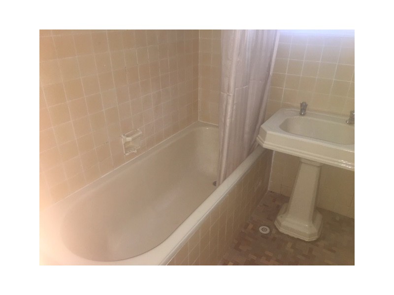 103 Donnison Street, Gosford NSW 2250