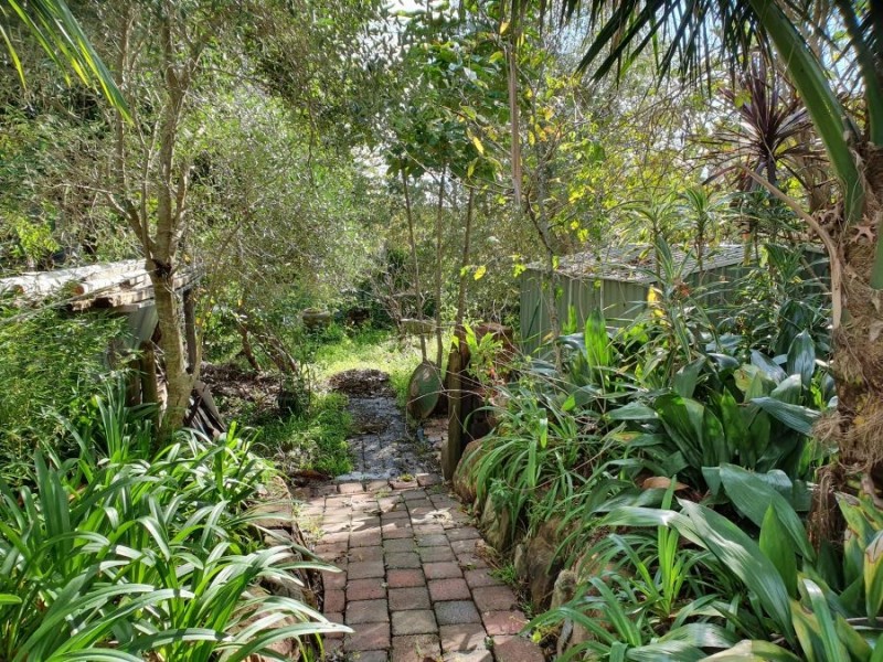 25 Winbin Crescent, Gwandalan NSW 2259