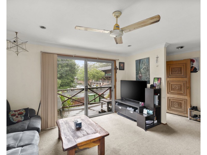 17 Warrawilla Street, Wyoming NSW 2250