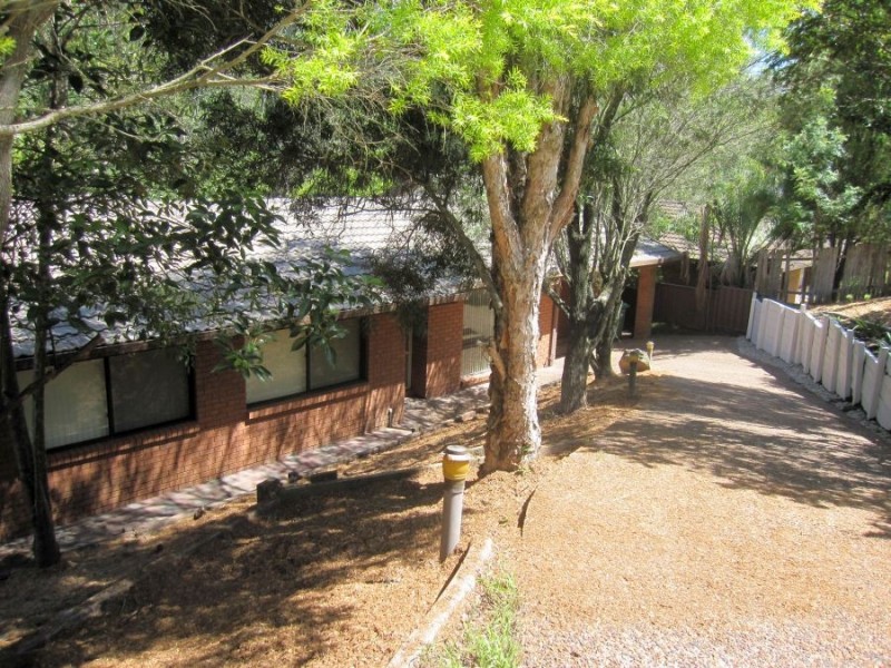 13 Perratt Close, Lisarow NSW 2250