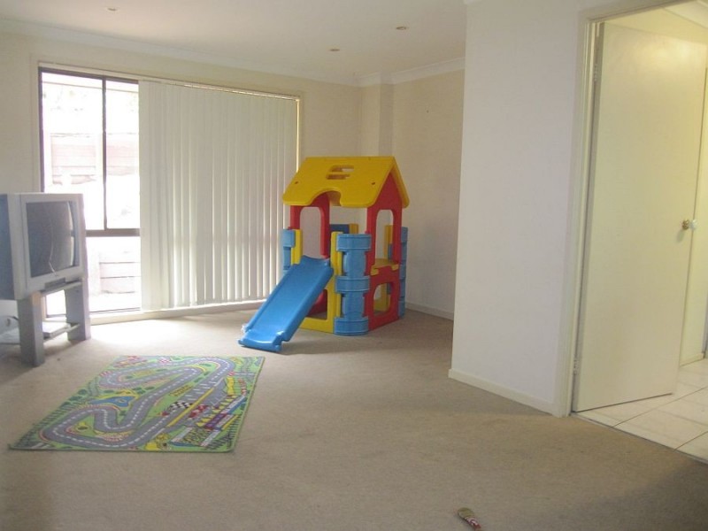 13 Perratt Close, Lisarow NSW 2250