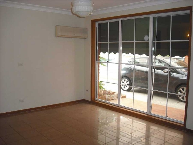 2/1 David Street, Green Point NSW 2251