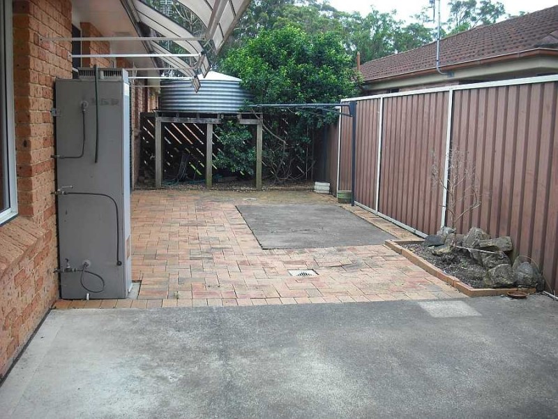 2/1 David Street, Green Point NSW 2251