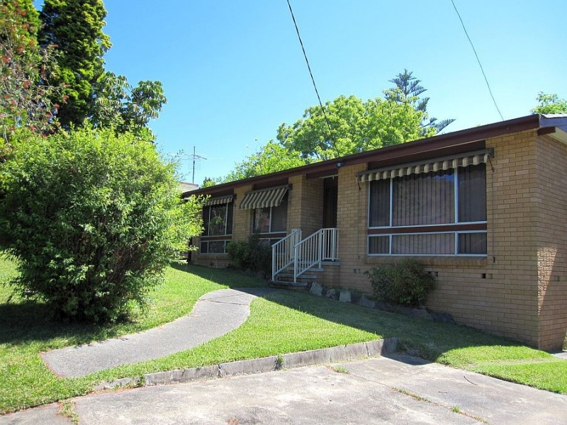 18 Beaumont Avenue, Wyoming NSW 2250