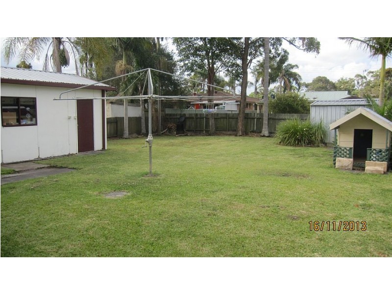 17 Emerald Place, Berkeley Vale NSW 2261